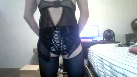 Snapshot of krystalizedkitsune chatting on July 2026 05:22:02 AM krystalizedkitsune online show from July 2026 05:22:02 AM