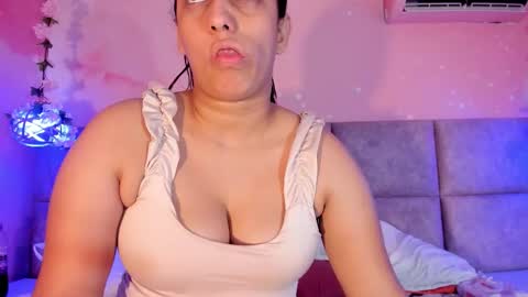 Snapshot of krystalswift_ chatting on February 2026 03:04:02 AM krystalswift_ online show from February 2026 03:04:02 AM