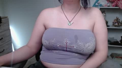 Krystal Syx online show from April 2026 10:12:02 PM