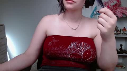 Krystal Syx online show from April 2026 05:30:01 PM