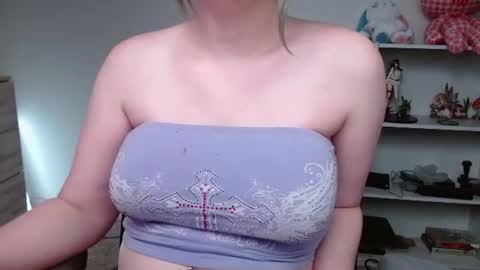 Krystal Syx online show from July 2026 01:37:01 PM