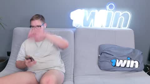 Snapshot of ksenyahot chatting on December 2024 08:13:01 AM WebcamWhore online show from December 2024 08:13:01 AM