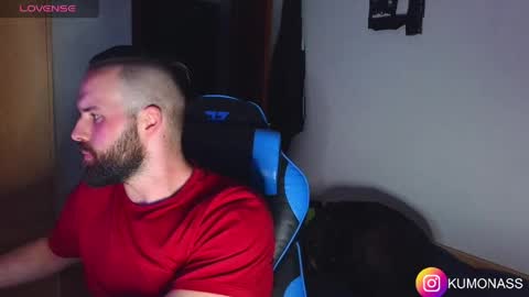 kumonass online show from April 2026 07:25:01 PM