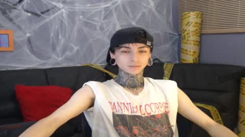 kuregari_xs online show from October 2025 06:28:02 AM