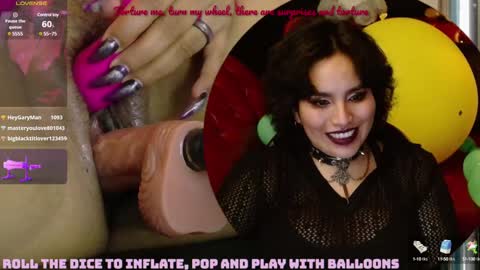 Snapshot of kureiji_fetish chatting on December 2024 11:41:02 AM Fetiche Woman online show from December 2024 11:41:02 AM