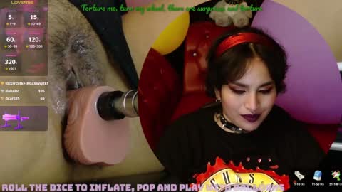 Snapshot of kureiji_fetish chatting on December 2024 12:12:02 PM Fetiche Woman online show from December 2024 12:12:02 PM