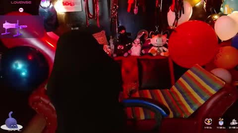 Snapshot of kureiji_fetish chatting on September 2025 10:43:02 PM Fetiche Woman online show from September 2025 10:43:02 PM