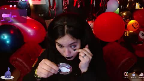 Snapshot of kureiji_fetish chatting on September 2025 10:13:01 PM Fetiche Woman online show from September 2025 10:13:01 PM