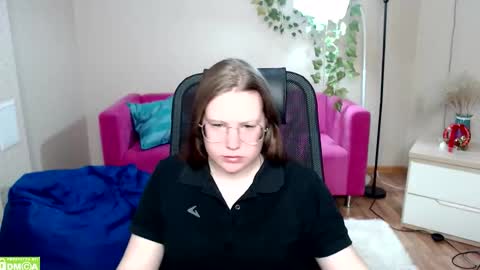 Snapshot of kuri_u chatting on February 2026 09:01:02 AM kuri_u online show from February 2026 09:01:02 AM