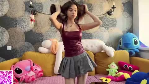 Brianna my friends can call me Bri or kusya D online show from May 2026 04:19:01 AM