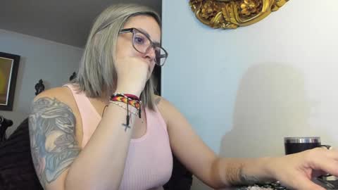 Snapshot of kyhara chatting on January 2025 04:01:01 AM kyhara online show from January 2025 04:01:01 AM