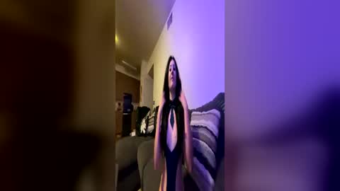 Snapshot of kylalovexxx chatting on June 2026 07:22:01 AM stonerbabe420 online show from June 2026 07:22:01 AM