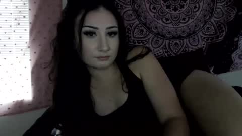 Snapshot of kylalovexxx chatting on August 2026 08:44:01 PM stonerbabe420 online show from August 2026 08:44:01 PM