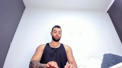 Kyle collinz online show from May 2026 08:36:02 PM