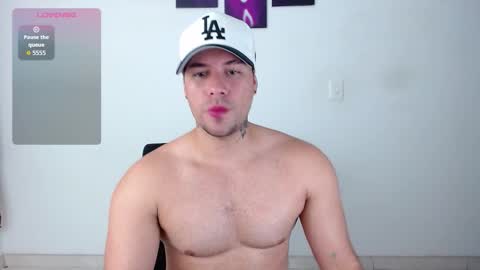 Snapshot of kyle_wilson_ chatting on December 2025 10:17:02 PM Kyle Wilson Follow me online show from December 2025 10:17:02 PM