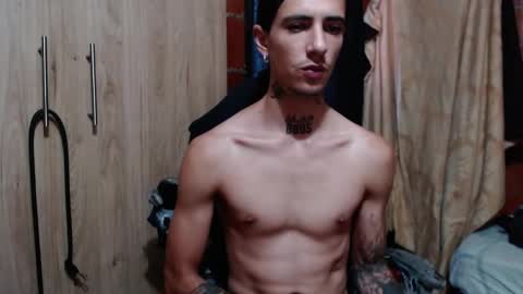 kyleer77 online show from November 2025 08:11:02 PM