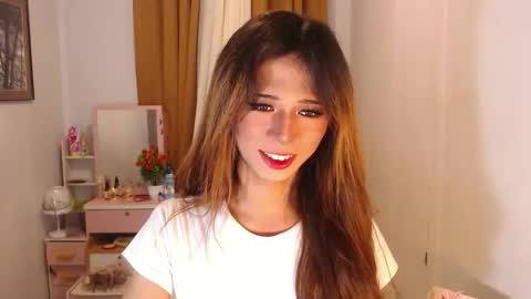 Snapshot of kylene17 chatting on November 2025 03:22:01 PM babyKylene online show from November 2025 03:22:01 PM