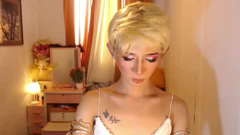 Snapshot of kylene17 chatting on January 2026 07:03:01 AM babyKylene online show from January 2026 07:03:01 AM