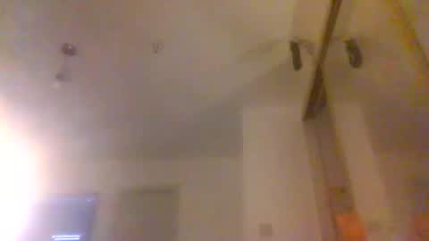 Snapshot of kylestrips4youq chatting on April 2026 10:49:01 PM kylestrips4youq online show from April 2026 10:49:01 PM