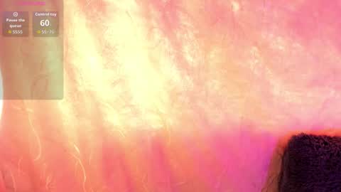 Kylie  online show from December 2025 04:47:02 PM