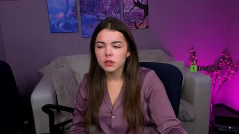 Snapshot of kylie_angel3 chatting on December 2025 02:39:02 AM Kylie loves u online show from December 2025 02:39:02 AM