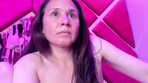 kylie_bloom online show from July 2026 09:33:01 AM