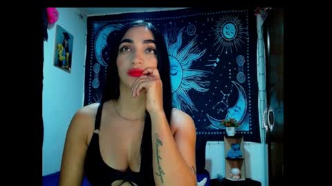 kylie online show from February 2025 12:28:01 AM