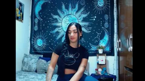 kylie online show from October 2025 09:39:02 PM