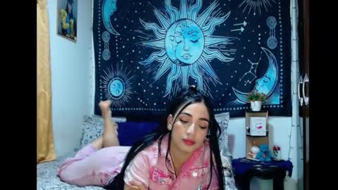 kylie online show from November 2025 10:04:01 PM