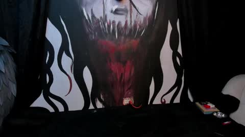 Snapshot of kylie_foxx1 chatting on December 2025 12:29:01 AM submissive demon Please help me to reach 500 thumbs up online show from December 2025 12:29:01 AM