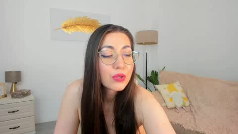 Snapshot of kylie_kathy chatting on April 2026 09:08:01 PM Kylie online show from April 2026 09:08:01 PM