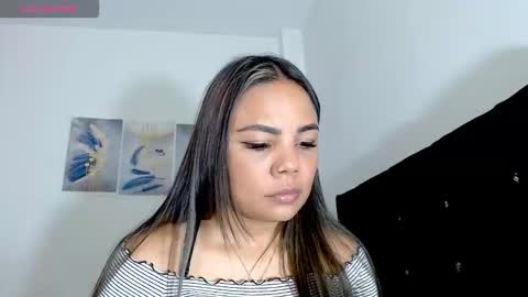 Snapshot of kylie_loveee chatting on March 2026 10:45:01 PM Paola online show from March 2026 10:45:01 PM