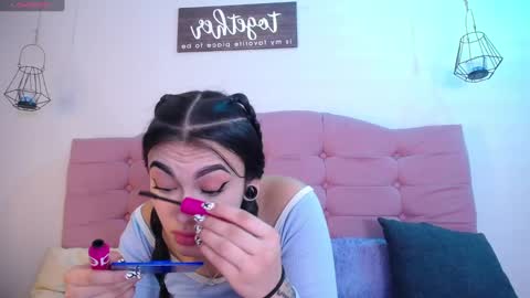 Snapshot of kylie_ls chatting on January 2025 03:26:01 PM kylie_ls online show from January 2025 03:26:01 PM