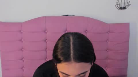 Snapshot of kylie_ls chatting on October 2025 01:49:02 AM kylie_ls online show from October 2025 01:49:02 AM