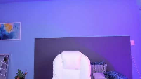 Kylie Reyes  online show from December 2024 01:43:01 AM