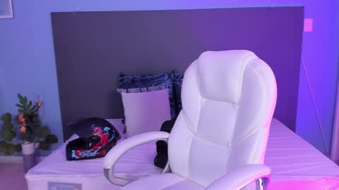 Kylie Reyes  online show from December 2024 05:51:02 PM