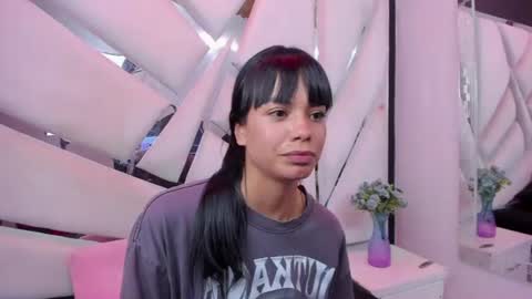kylie online show from June 2026 04:04:02 AM
