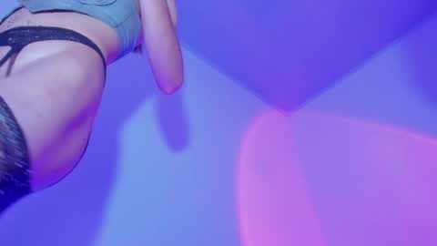Snapshot of kylie_winx chatting on May 2026 03:12:01 AM kylie_winx online show from May 2026 03:12:01 AM
