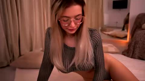 Kylie online show from June 2026 09:01:02 PM