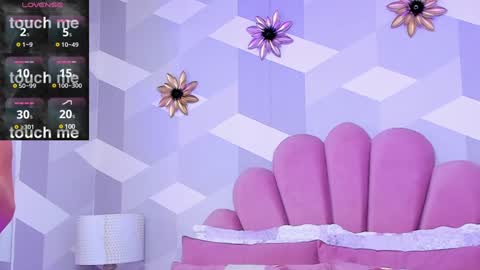 Snapshot of kyliemonnet chatting on December 2024 04:09:02 AM Kylie jl online show from December 2024 04:09:02 AM