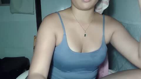 Snapshot of kyliexx98 chatting on January 2026 08:30:01 AM kylie online show from January 2026 08:30:01 AM