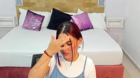 Snapshot of kyliiebaker chatting on February 2026 11:53:01 AM Kylie online show from February 2026 11:53:01 AM