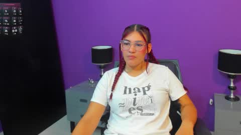 Snapshot of kyliiebaker chatting on February 2026 10:49:02 AM Kylie online show from February 2026 10:49:02 AM