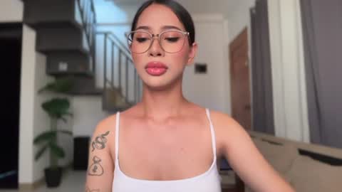 Snapshot of kyll_collins chatting on June 2026 03:25:01 AM kyll_collins online show from June 2026 03:25:01 AM