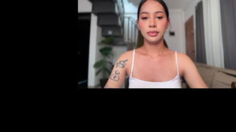 Snapshot of kyll_collins chatting on July 2026 06:19:02 AM kyll_collins online show from July 2026 06:19:02 AM
