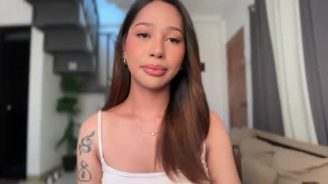 Snapshot of kyll_collins chatting on July 2026 01:44:02 AM kyll_collins online show from July 2026 01:44:02 AM