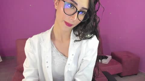 Kym Giraldo online show from February 2025 07:55:01 AM