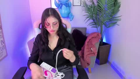 Kyomi online show from March 2025 06:50:01 PM