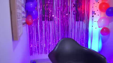 Kyomi online show from September 2025 01:02:02 PM