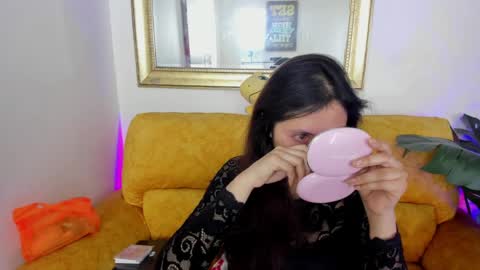 Snapshot of kyomi_chang chatting on May 2026 01:39:02 PM Kyomi online show from May 2026 01:39:02 PM